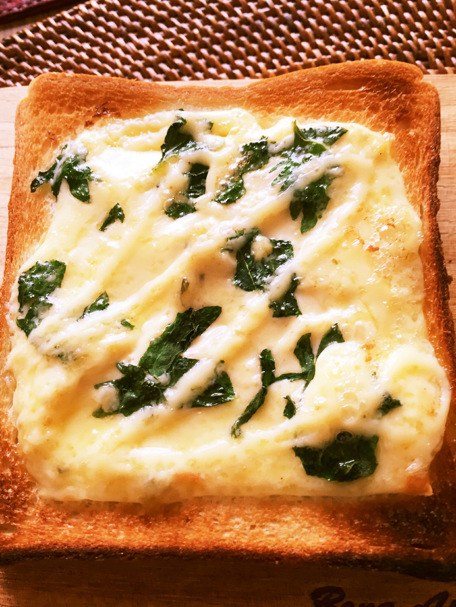 タルタルチーズ大葉トーストの画像