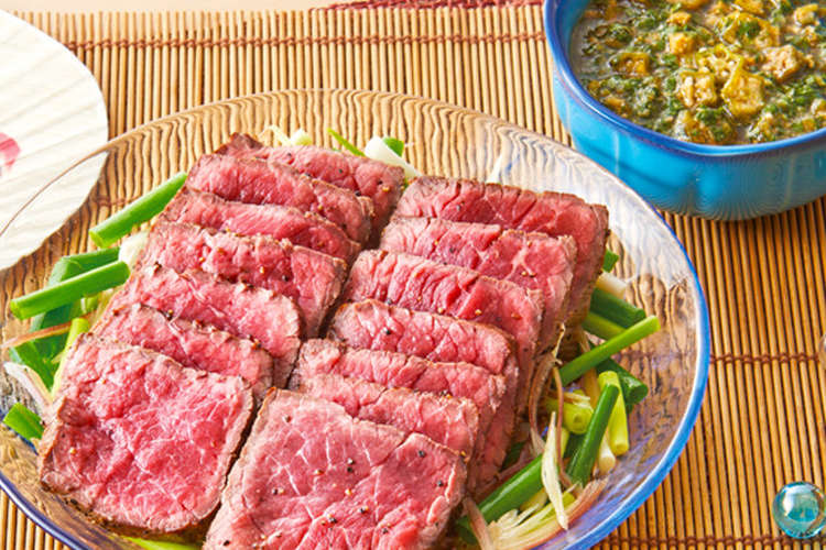 牛もも肉ステーキ夏の香味野菜ポン酢ソース レシピ 作り方 By イオン クックパッド 簡単おいしいみんなのレシピが349万品