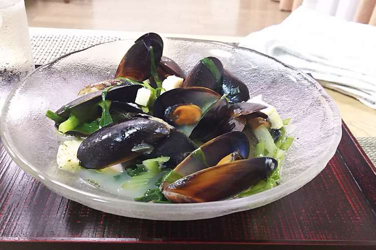 ムール貝のワイン蒸し レシピ 作り方 By 中村聡一 クックパッド 簡単おいしいみんなのレシピが363万品