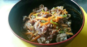牛肉の生姜丼