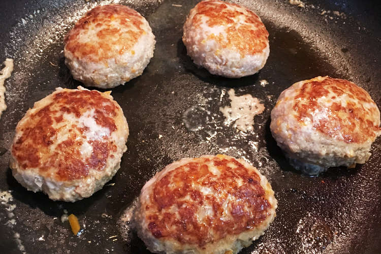 離乳食後期 野菜たっぷりポークハンバーグ レシピ 作り方 By Achumi42 クックパッド