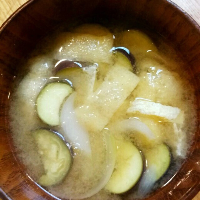 茄子と玉ねぎと油揚げのお味噌汁 レシピ 作り方 By Kunkun1978 クックパッド 簡単おいしいみんなのレシピが352万品 茄子と玉ねぎと油揚げのお味噌汁 レシピ 作り方 By Kunkun1978 クックパッド 簡単おいしいみんなのレシピが352万品