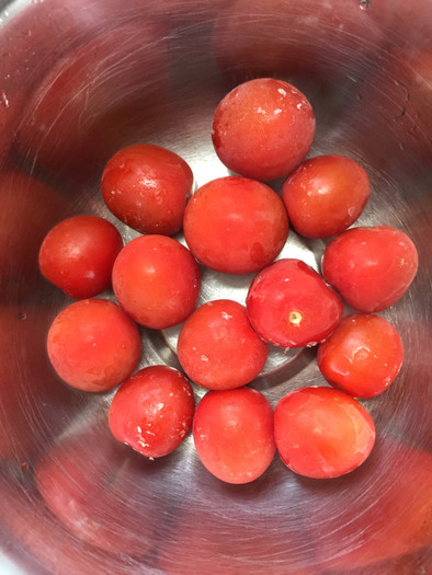 簡単☆冷凍トマトの写真