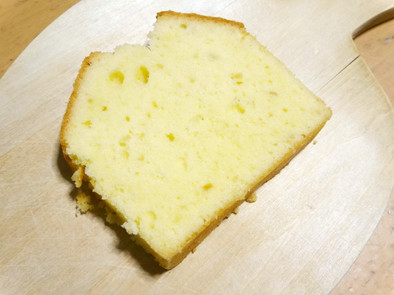 バター砂糖控えめなミニパウンドケーキの写真