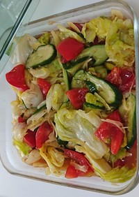 トマト&レタス&キュウリの漬け置きサラダ