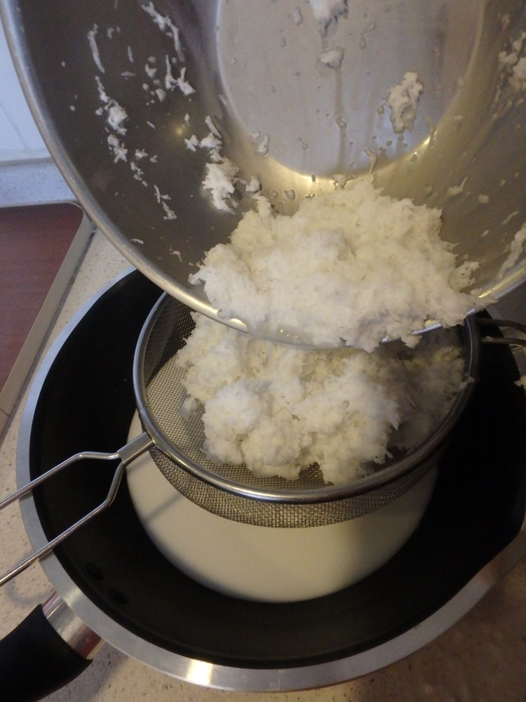ココナッツクリームの作り方の画像