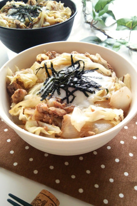 サバ缶で簡単!サバとキャベツの丼