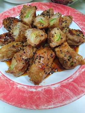 キャベツ豚肉巻き照り焼き