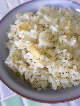 『食茶』で健康に♪緑茶と生姜の炊込ごはん