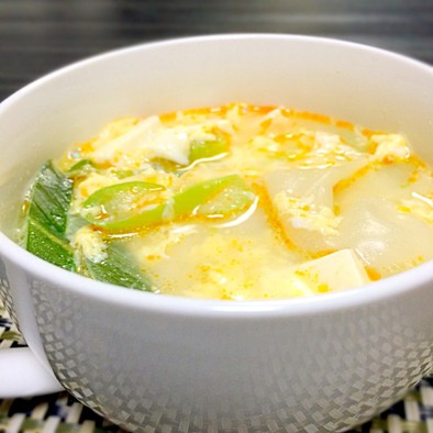 生餃子と豆腐のたまごスープ♡の写真