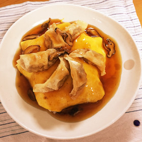 餃子の王将の餃子ON黒酢天津飯