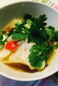 アジアン餃子スープ