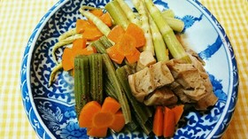 姫竹・らわんふき・車麩の煮物(塩あじ)