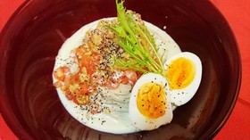 ヘルシー納豆トマト冷製味噌豆乳スープ蕎麦
