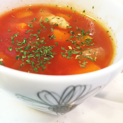 野菜たっぷりトマトスープの写真