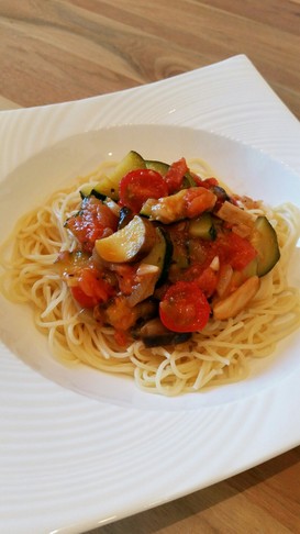 ズッキーニと茄子を使った簡単夏野菜パスタ