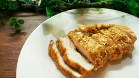セブンイレブン風サラダチキン(カレー味)