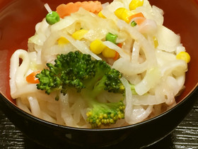 お一人様☆彩り野菜と豚バラの蒸しうどん