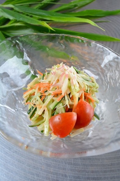 葉生姜のサラダの写真