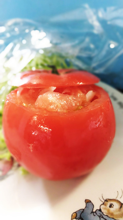 トマトのカップサラダの写真