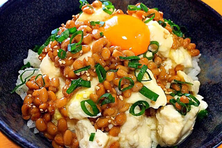 Ntkg 崩し納豆豆腐丼 卵かけご飯 レシピ 作り方 By ガク魁 男飯 クックパッド