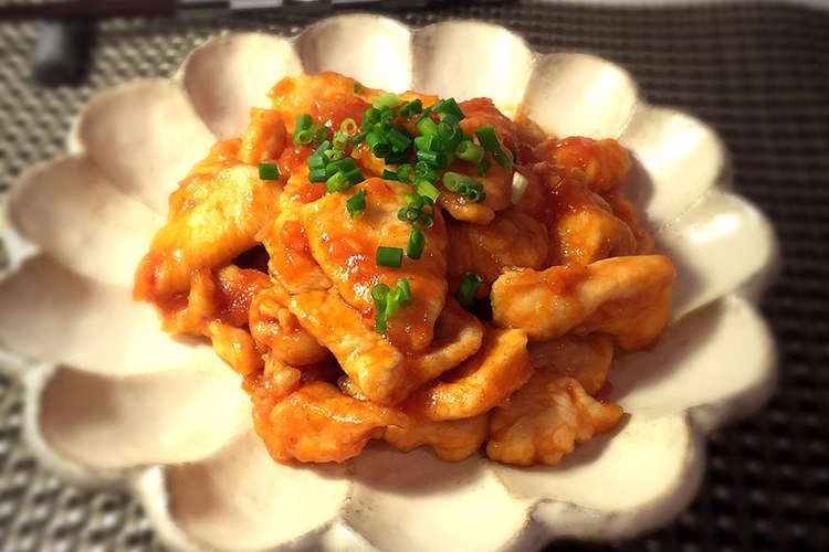キムチの素で鶏チリ ムネ肉しっとり柔らか レシピ 作り方 By Madamロシェ クックパッド 簡単おいしいみんなのレシピが352万品