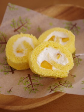 レンジで簡単☆HMと卵1個のロールケーキ