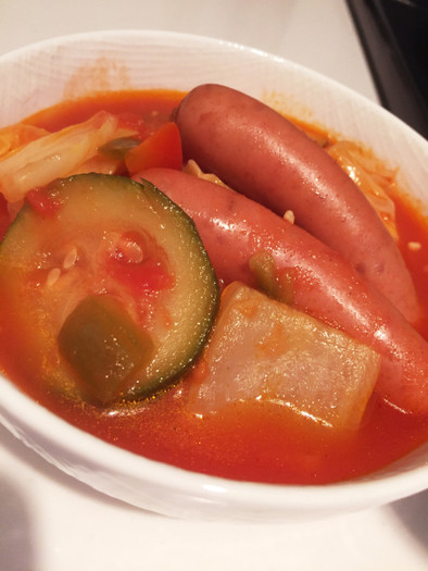 余った野菜で簡単トマトスープ！の写真
