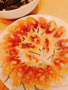 豚ミンチと玉ねぎで♡簡単餃子♡