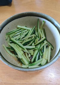 胡瓜の胡麻油醤油和え