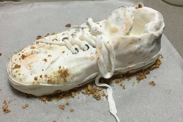 洋菓子細工 汚れたスニーカーケーキ レシピ 作り方 By 桜と桃ちゃん クックパッド 簡単おいしいみんなのレシピが352万品