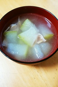 ヘルシー☆冬瓜とベーコンの中華スープ