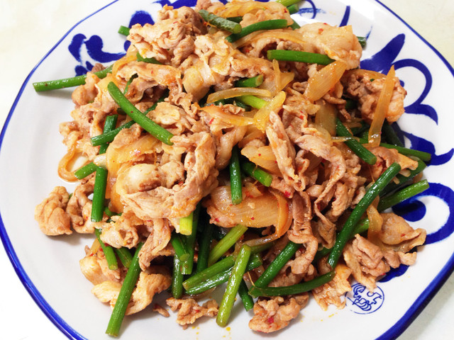 簡単 豚肉とニンニクの芽のキムチ風味炒め レシピ 作り方 By マナたんママ クックパッド 簡単おいしいみんなのレシピが353万品