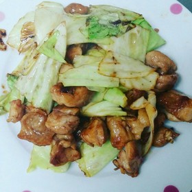 鶏肉とキャベツのオイスターソース炒め!