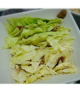 レンジでキャベツと豚肉のミルフィーユ風