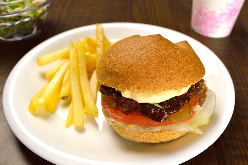 北海道産パティのテリヤキバーガー by ニチロ畜産株式会社 【クックパッド】 簡単おいしいみんなのレシピが348万品