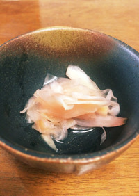 お寿司屋さんの新生姜の甘酢漬け・ガリ