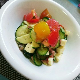 夏野菜のグレープフルーツサラダ