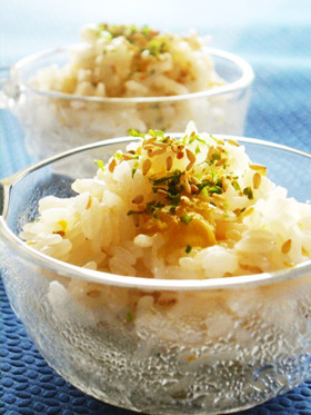 シンプルがいいね!梅の炊き込みごはん♪
