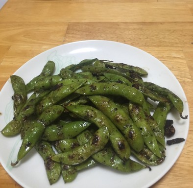 ニンニク風味の焼き枝豆(ペペロンチーノ)の写真