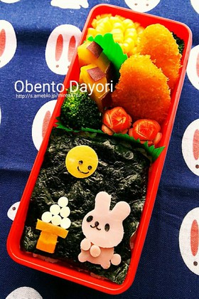 簡単秋キャラ弁 抜き型でお月見うさちゃん