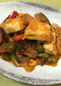 豆腐と豚肉と野菜のケチャップ煮