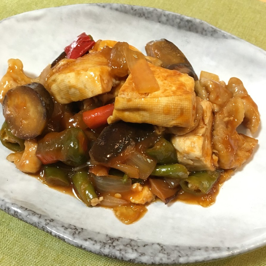豆腐と豚肉と野菜のケチャップ煮の画像