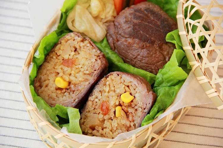 肉巻きおにぎりをカレーでアレンジ レシピ 作り方 By ボンカレー クックパッド 簡単おいしいみんなのレシピが367万品