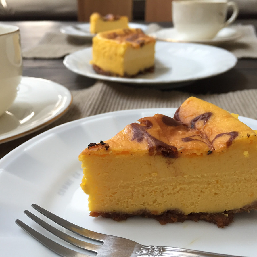 ベークしないパンプキンチーズケーキ 塩キャラメルソース添え レシピ