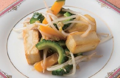 豚肉と豆腐と野菜の炒めの写真