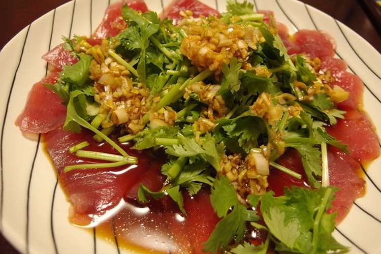 鮪と香菜のコーレーグースカルパッチョ レシピ 作り方 By しまちゅう 旅情家 クックパッド