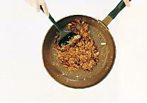奄美の郷土料理、ピーナッツ味噌の画像