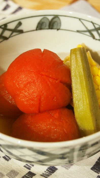 食欲不振に汁ごと食べる冷たいトマトおでんの写真
