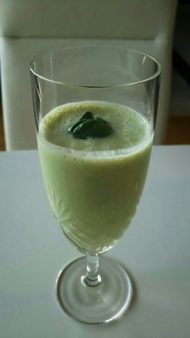 枝豆の冷製スープ